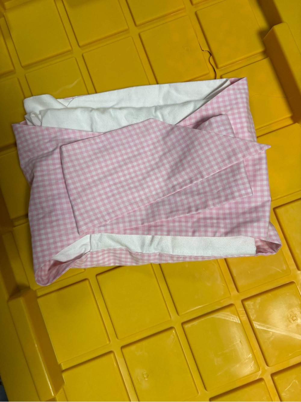 NEW TBBC Bow Swaddle Pink Gingham - Picture 3 of 3